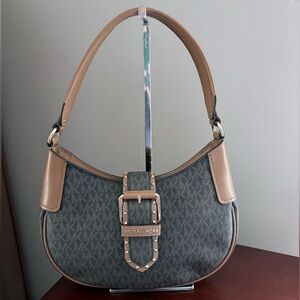Michael Michael Kors Signature Lillian shoulder bag - Excellent Condition
